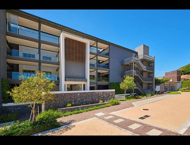 2 BEDROOM APARTMENT FOR SALE IN SIMONSTOWN
